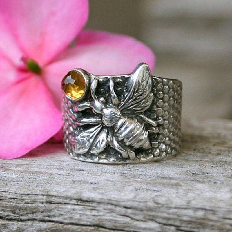 Ethnic-style Creative Bee Ring With A Unique, Vintage Vibe