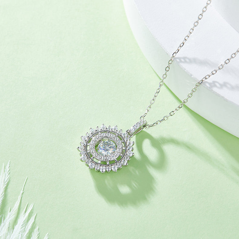 Set With Top-quality Moissanite, This Luxurious And Fashionable Light Luxury Trend Jewelry Necklace Pendant Is Made Of S925 Silver Electroplated With Platinum